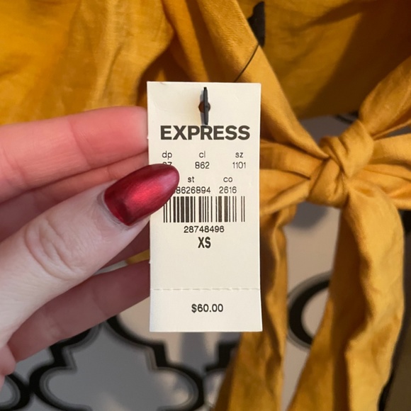 Top - Picture 3 of 3